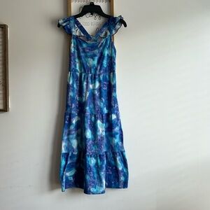 Sleeveless dress